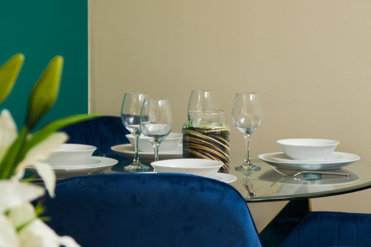 Exquisite Cambridge Abode - Sleeps 6 - Parking Apartamento Exterior foto