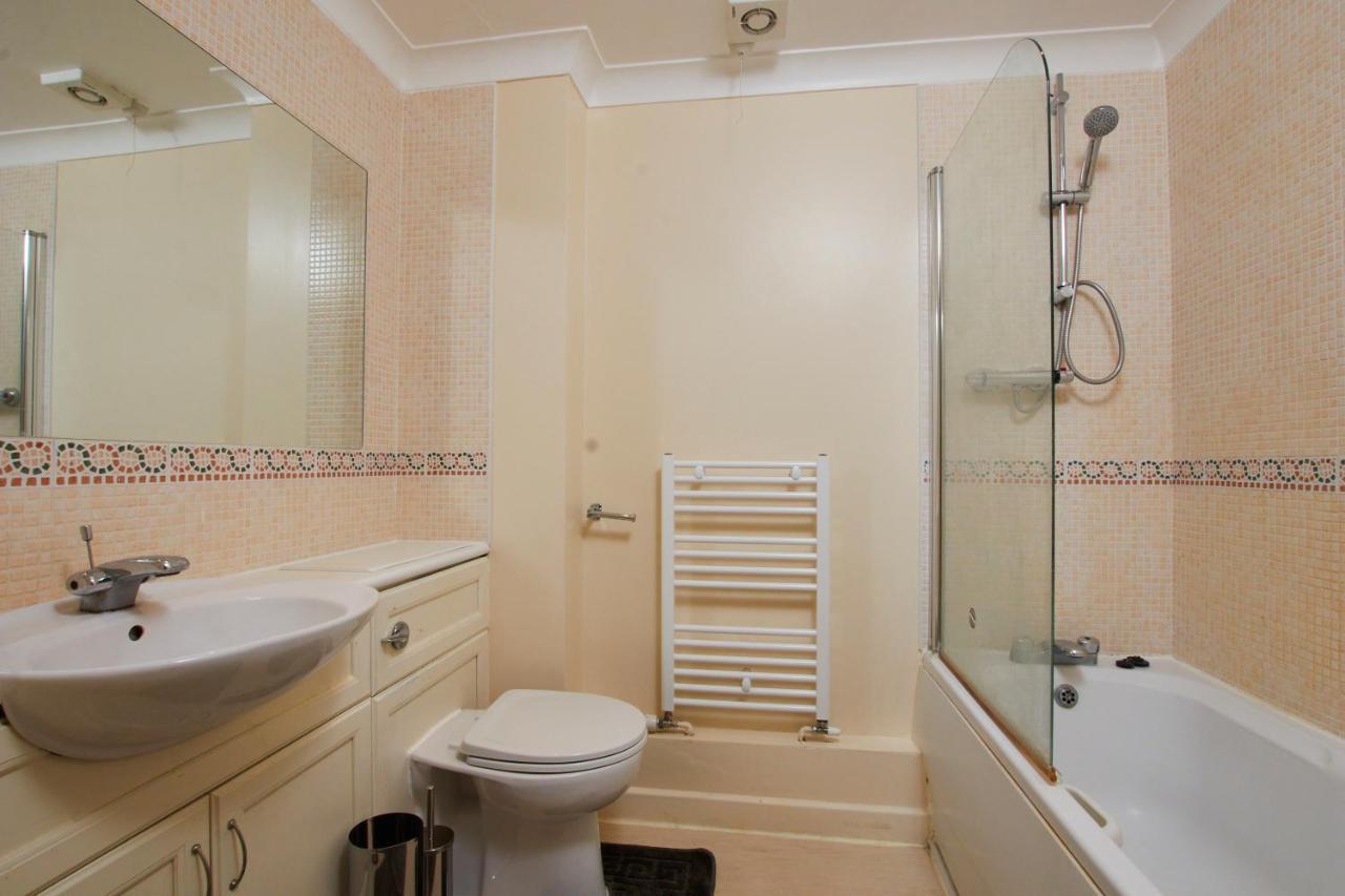 Exquisite Cambridge Abode - Sleeps 6 - Parking Apartamento Exterior foto